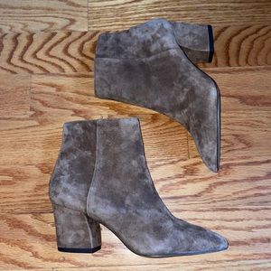 Steve Madden Brown Suede booties. Size 7.5.
